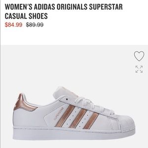 Women’s Adidas Superstar Sneakers 6 1/2